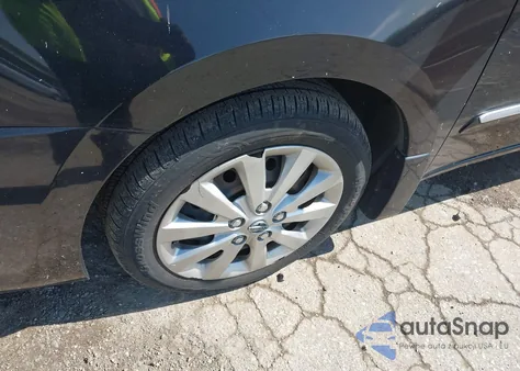 2012 Nissan Sentra 2.0 S z USA, uszkodzony, nr VIN 3N1AB6AP9CL687809